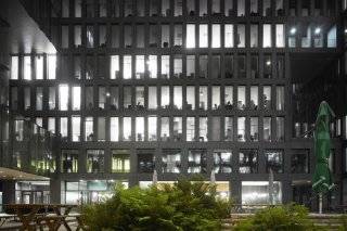 Le taux de vacance dans les cinq grandes villes suisses reste faible en moyenne à 3,6%. Les villes de Genève (3,6%), Lausanne (3,0%), Berne (2,8%) et Zurich (3,3%) se distinguent par un environnement de marché attractif. KEYSTONE/CHRISTIAN BEUTLER